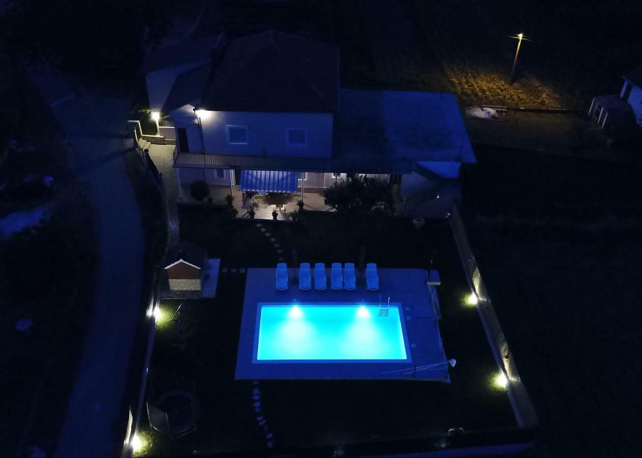 Holiday Home Miramary Trilj Dış mekan fotoğraf