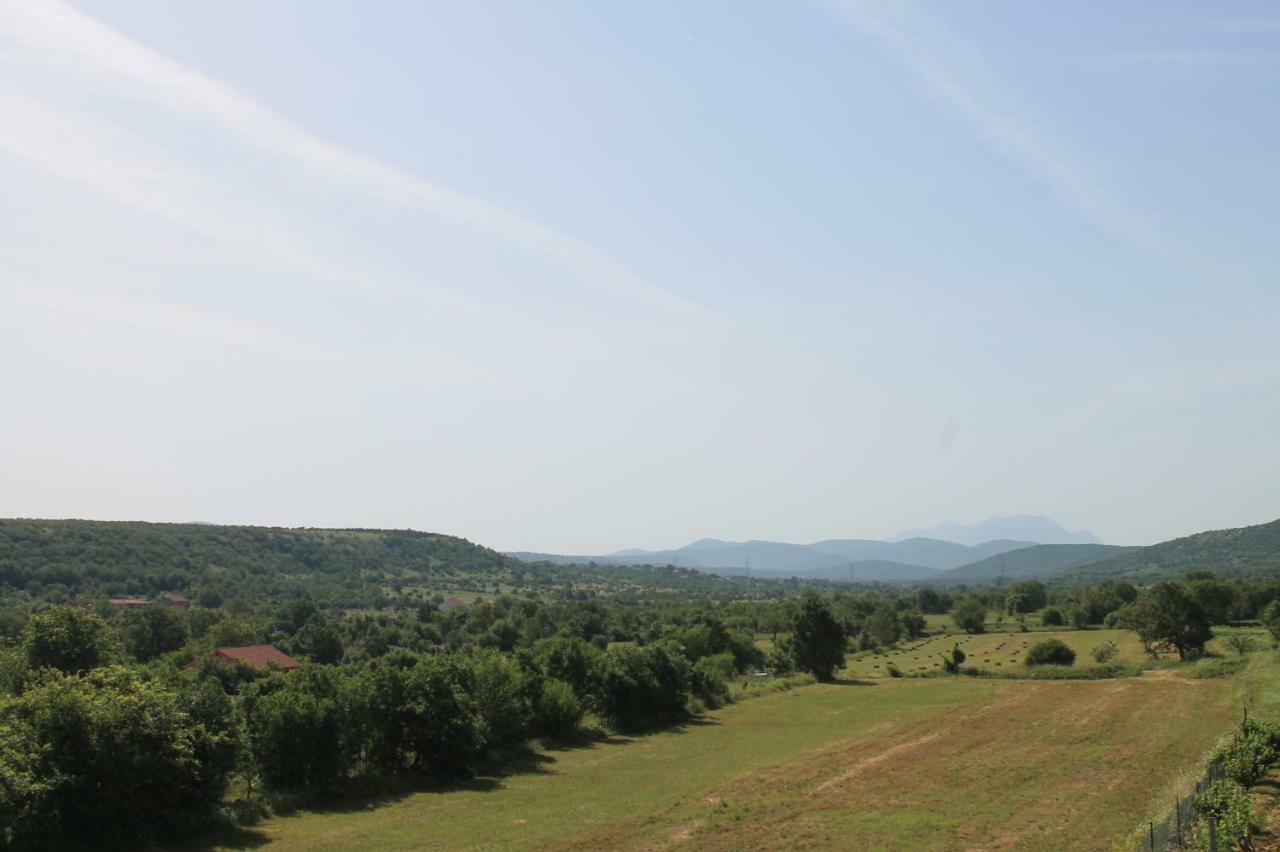 Holiday Home Miramary Trilj Dış mekan fotoğraf